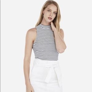 Express One Eleven Ribbed Mock Neck. NWOT 👌🏽